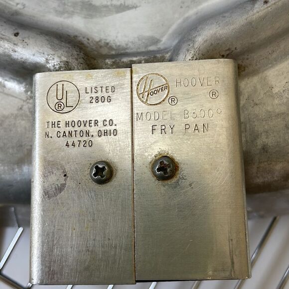 VINTAGE‎ 70s HOOVER STAINLESS STEEL YELLOW FRY PAN WITH BROILER LID - Picture 16 of 16